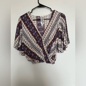 Sadie & Sage Colorful V Crop Top, Size XS